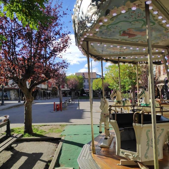 Maison Cosy Et Conviviale, Le B7 * Besset