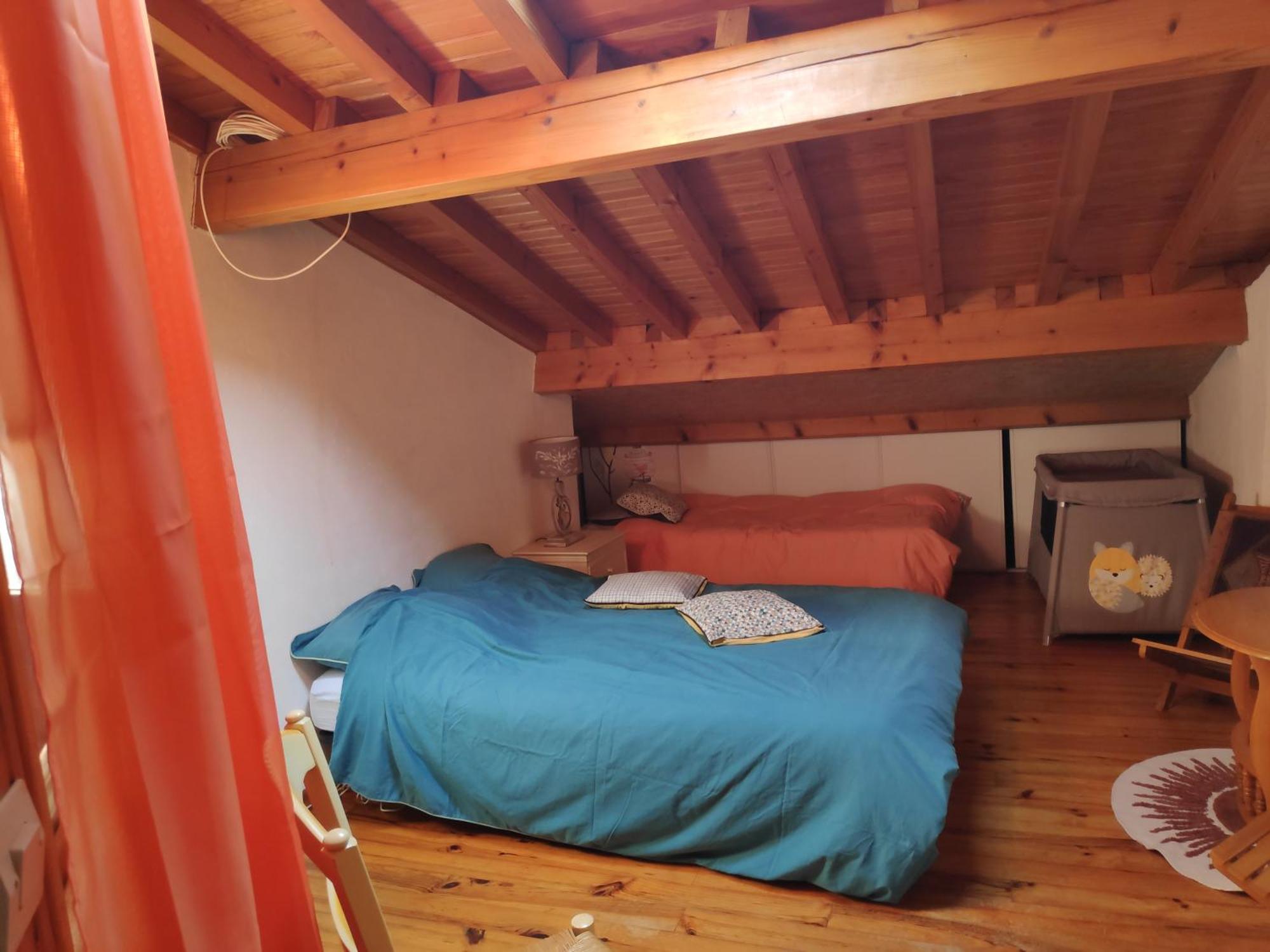 Maison Cosy Et Conviviale, Le B7 *